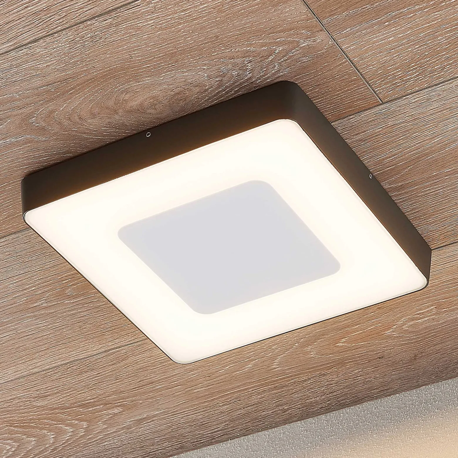 Lucande LED ulkokattovalaisin Sora, kulmikas, anturi, IP54