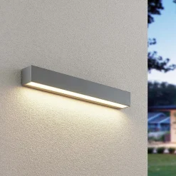 Lucande LED-ulkoseinälamppu Lengo, 50 cm, hopea, alas, 3 000 K