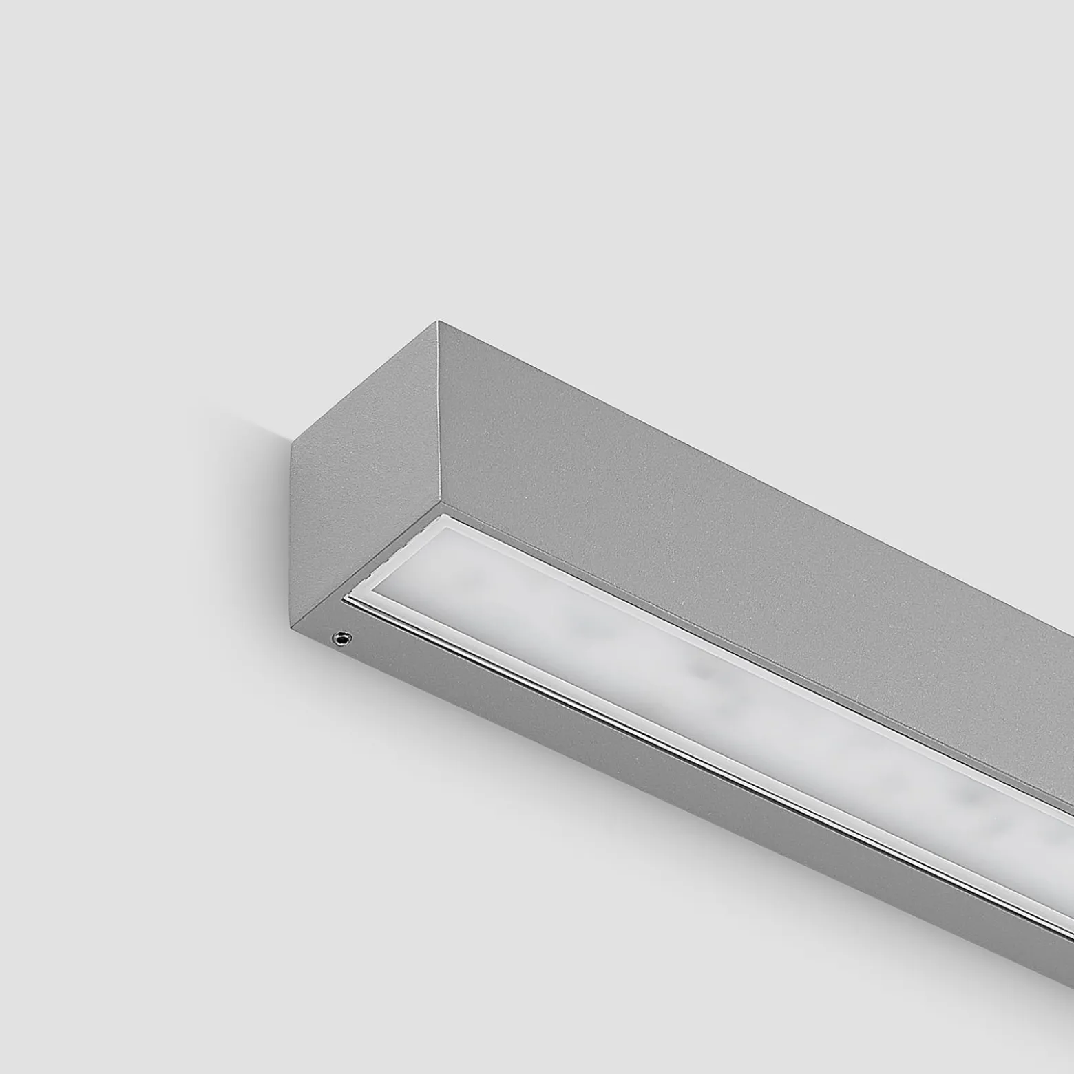 Lucande LED-ulkoseinälamppu Lengo 50 cm, hopea, valo ylös/alas, 3 000 K