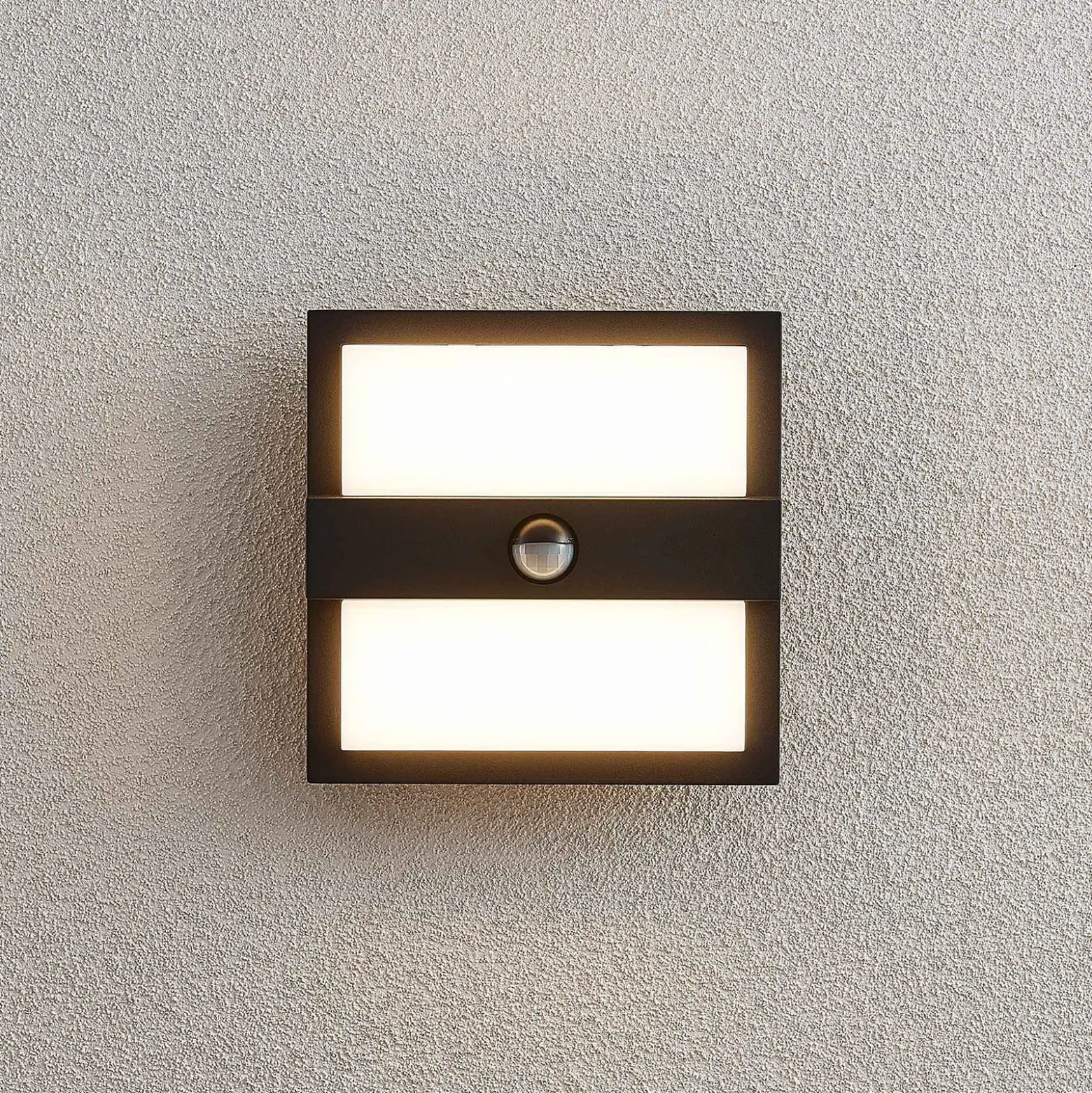 Lucande LED-ulkoseinävalaisin Gylfi, 20 cm, musta, anturi