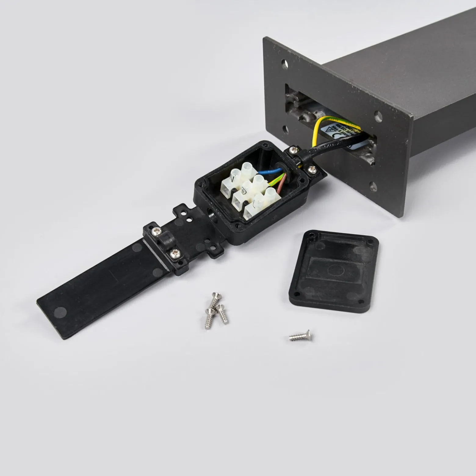 Lucande LED-valaisin Juvia, 100 cm, liiketunnistin, IP54