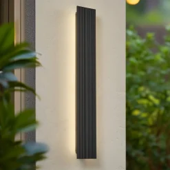 Lucande Melira LED-ulkoseinävalaisin, pituus 60 cm, antrasiitti