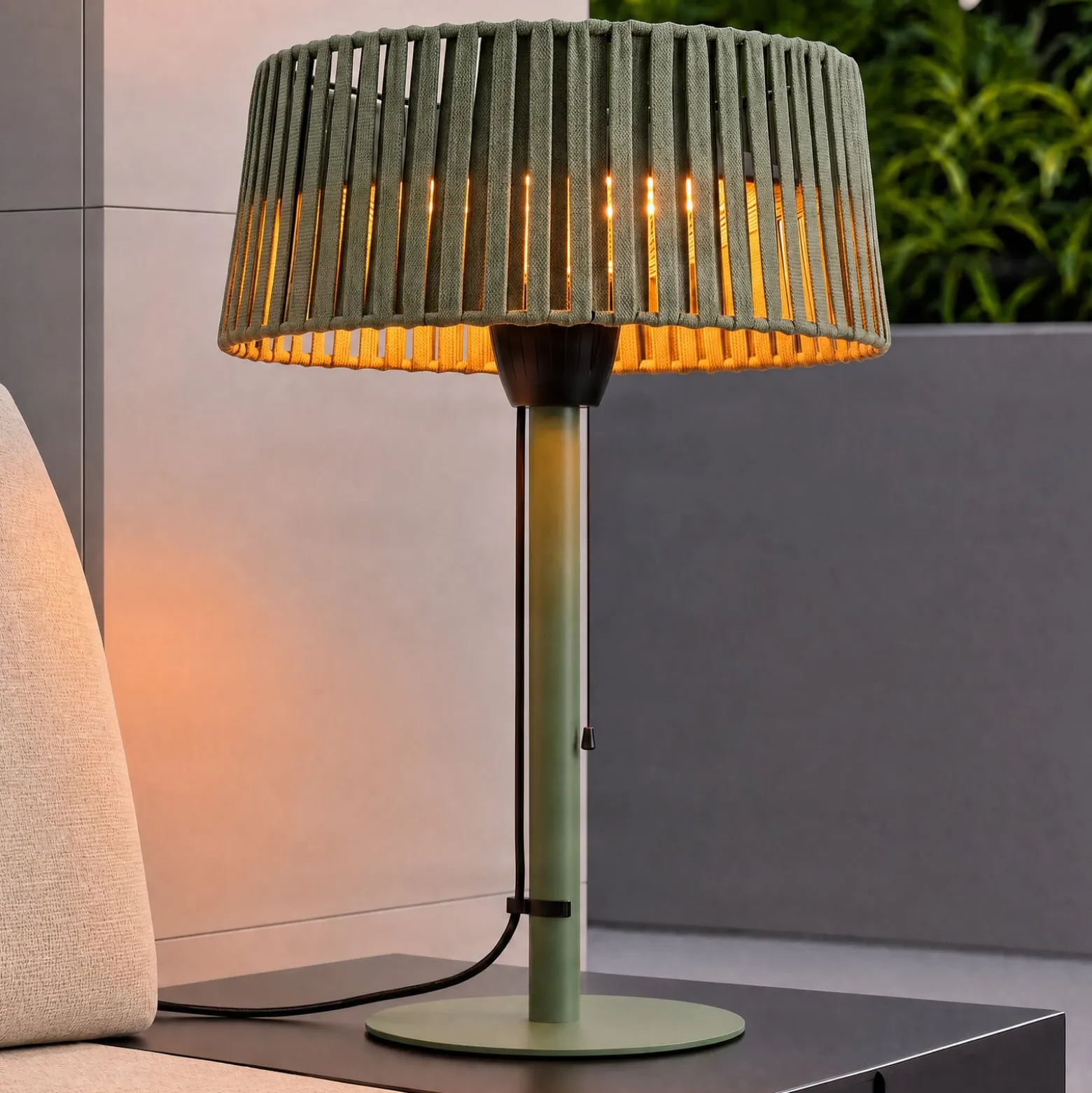 Lucande Pyravo -terassilämmitin, vihreä, alumiini, 70 cm, IP44