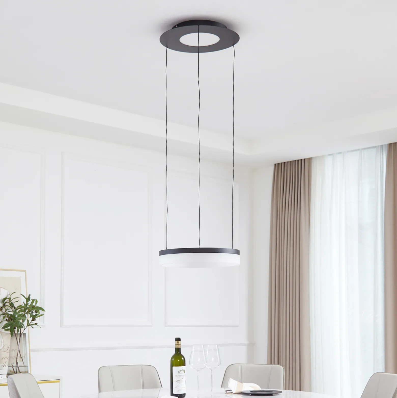 Lucande Smart LED-riippuvalaisin Squillo musta Tuya RGBW CCT