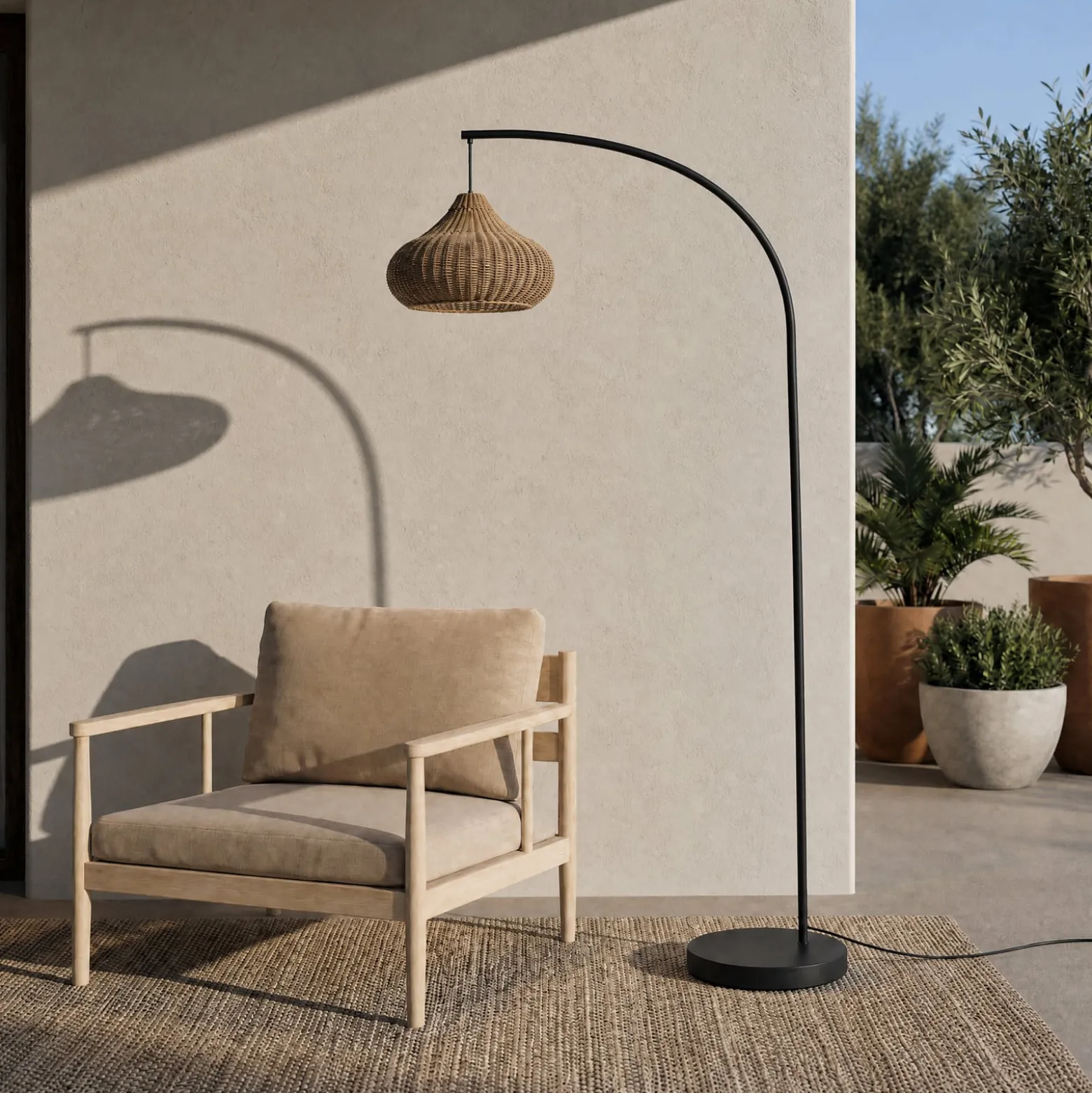 Lucande Taniola -lattiavalaisin ulos, beige, rottinki, 195 cm, IP44
