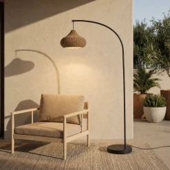 Lucande Taniola -lattiavalaisin ulos, beige, rottinki, 195 cm, IP44
