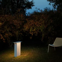 Luceplan Fienile-LED-pylväsvalo 72cm vaaleanharmaa