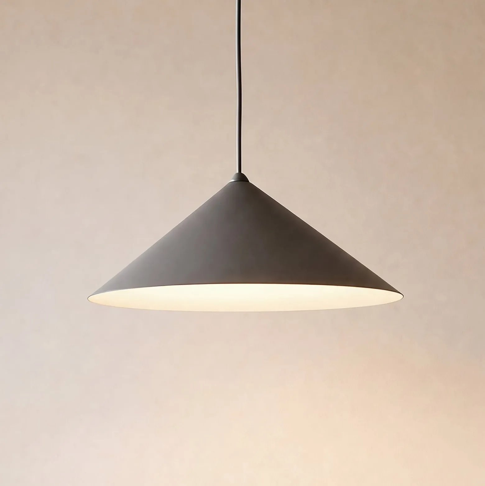 Lume L -riippuvalaisin, ruskea, metalli, Ø 40 cm, GX53