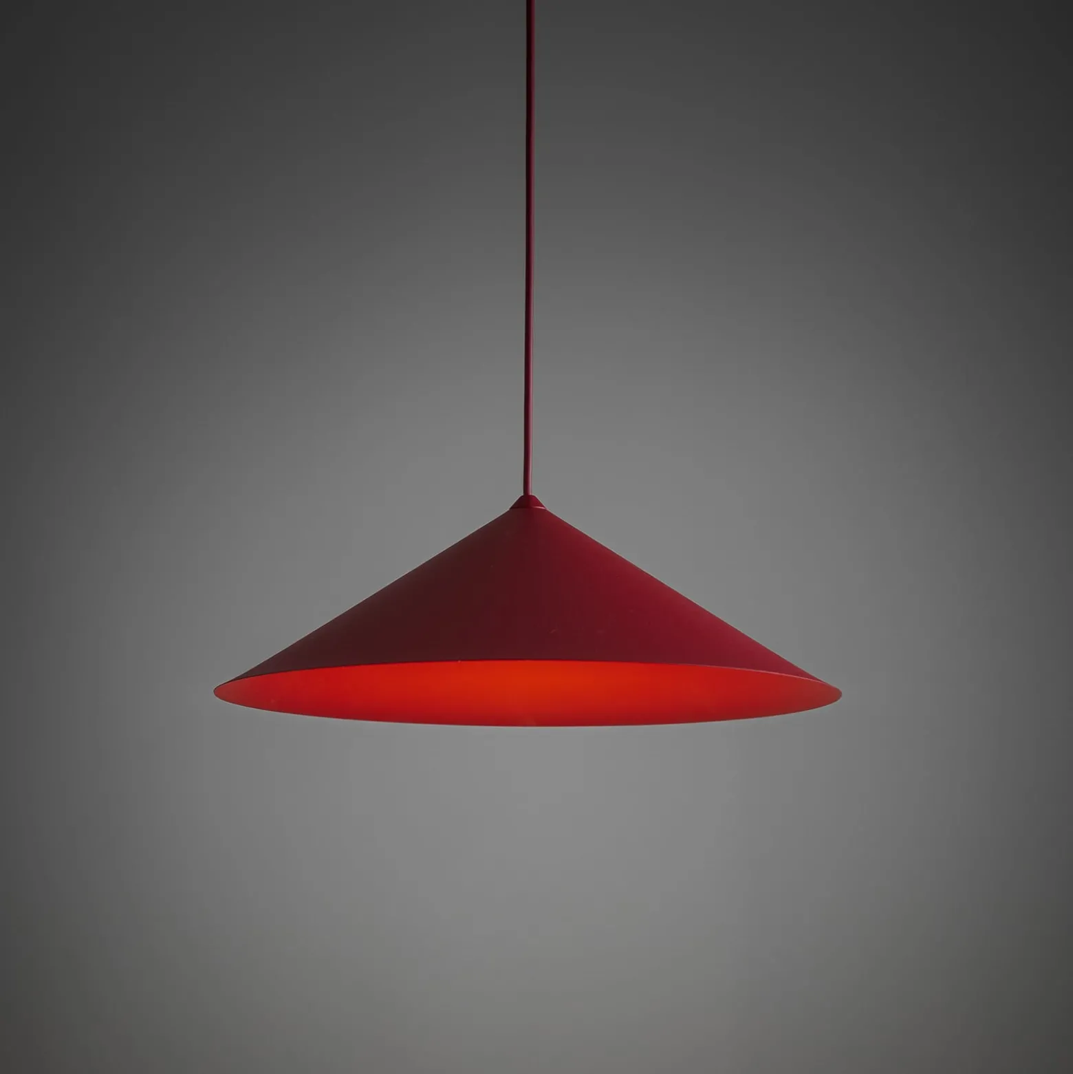 Lume L -riippuvalaisin, viininpunainen, metalli, Ø 40 cm, GX53
