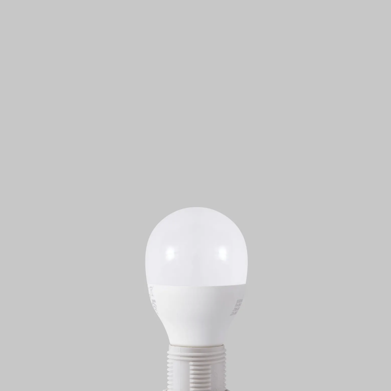 LUUMR Smart LED-golfpallolamppu E14 4,9 W Tuya WLAN matt CCT
