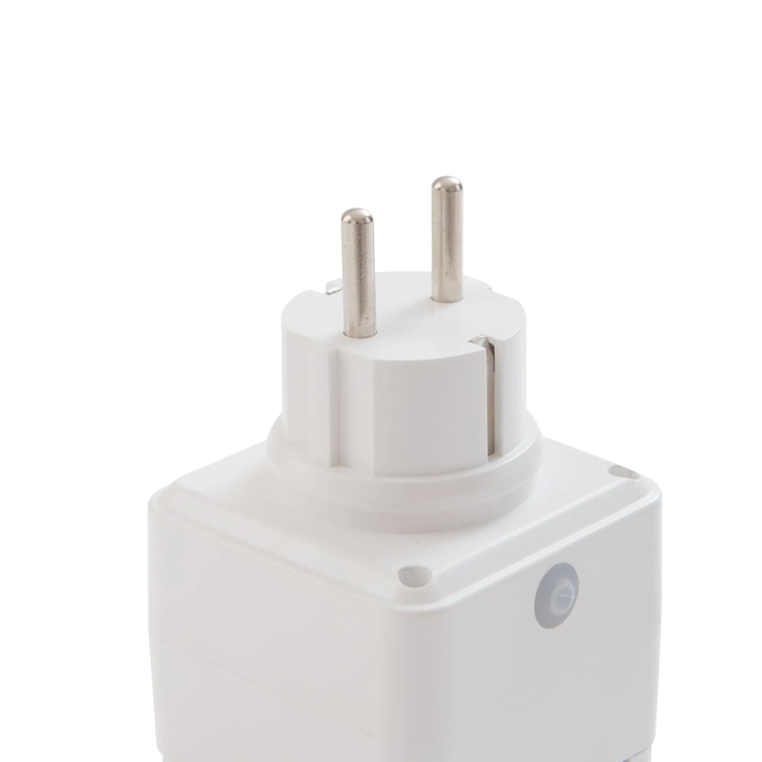 LUUMR Smart Plug Lykka, EU, WiFi, Tuya, sisä- ja ulkotila, valkoinen