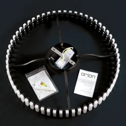 Mansion LED-kattovalaisin, musta ja valkoinen Ø 63 cm