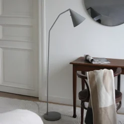 Markslöjd LED-lattiavalaisin Funil, harmaa, metalli, himmennettävä