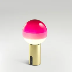 MARSET Akku-pöytälamppu Dipping Light, vaaleanpunainen/messinki, himmennettävä.