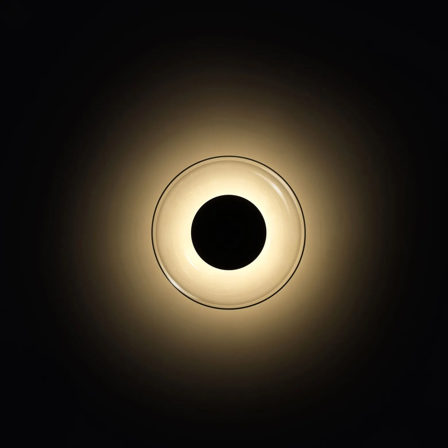 MARSET Aura LED-seinävalaisin, Ø 18 cm, läpinäkyvä