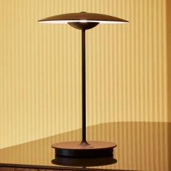 MARSET Ginger LED ladattava pöytävalaisin puu, tammi/valkoinen