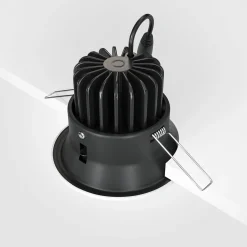 Maytoni Yin LED uppoasennusvalaisin, IP20, 3000K, triakki, valkoinen