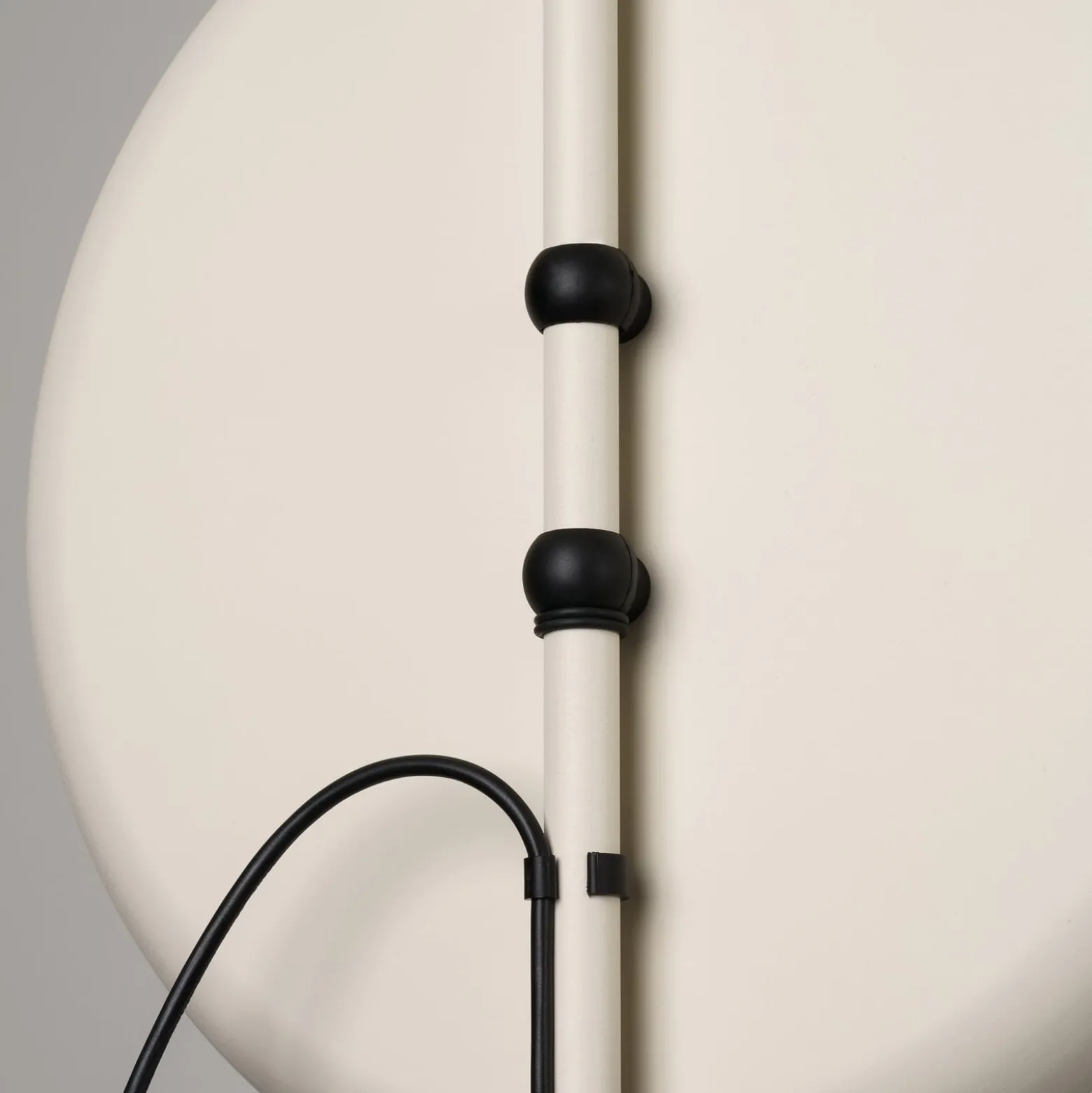 Milan Wire lattiavalaisin Ø 38 cm minkin värinen