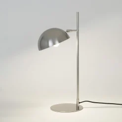 Miro pöytävalaisin, hopeanvärinen, korkeus 58 cm, rauta/messinki