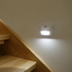 Müller Licht Grada-LED-seinävalaisin tunnistimella