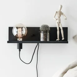 Multi seinävalaisin, musta, rauta, USB-latauspistoke