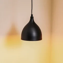 Nanu riippuvalaisin metallia musta 1-lamppuinen