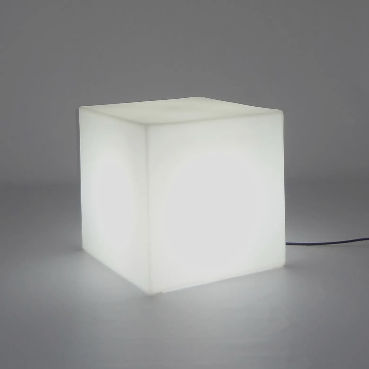 Newgarden Cuby LED-koristevalo kaapelilla, 40x40cm, 40x40cm