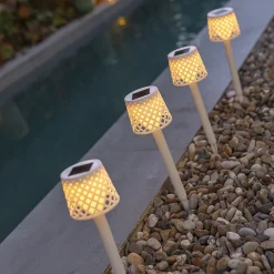 Newgarden LED-aurinkovalaisin Gretita, valkoinen, maapiikki, 4 kpl:n sarja