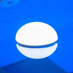 Newgarden LED-ladattava vesivalo Coco, IP68, RGBW