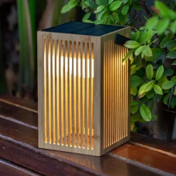 Newgarden Okinawa -LED-aurinko-pöytälamppu bambua