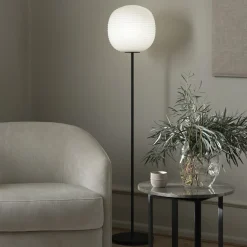 New Works Lantern Medium-lattiavalo, korkeus 150cm