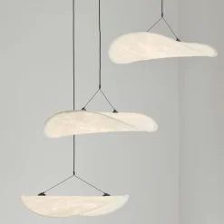 New Works Tense -LED-riippuvalaisin, valkoinen, halkaisija 152 cm, 3-lamppuinen
