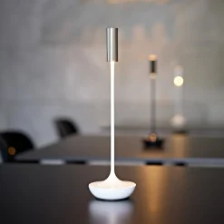 Nucandle LED ladattava pöytävalaisin, valkoinen/hopea, IP54, himmennettävä