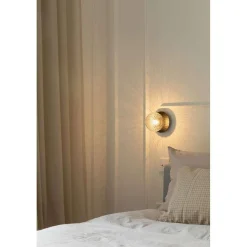 Nuura seinävalaisin Liila 1, Ø 14 cm, IP44, musta/kirkas