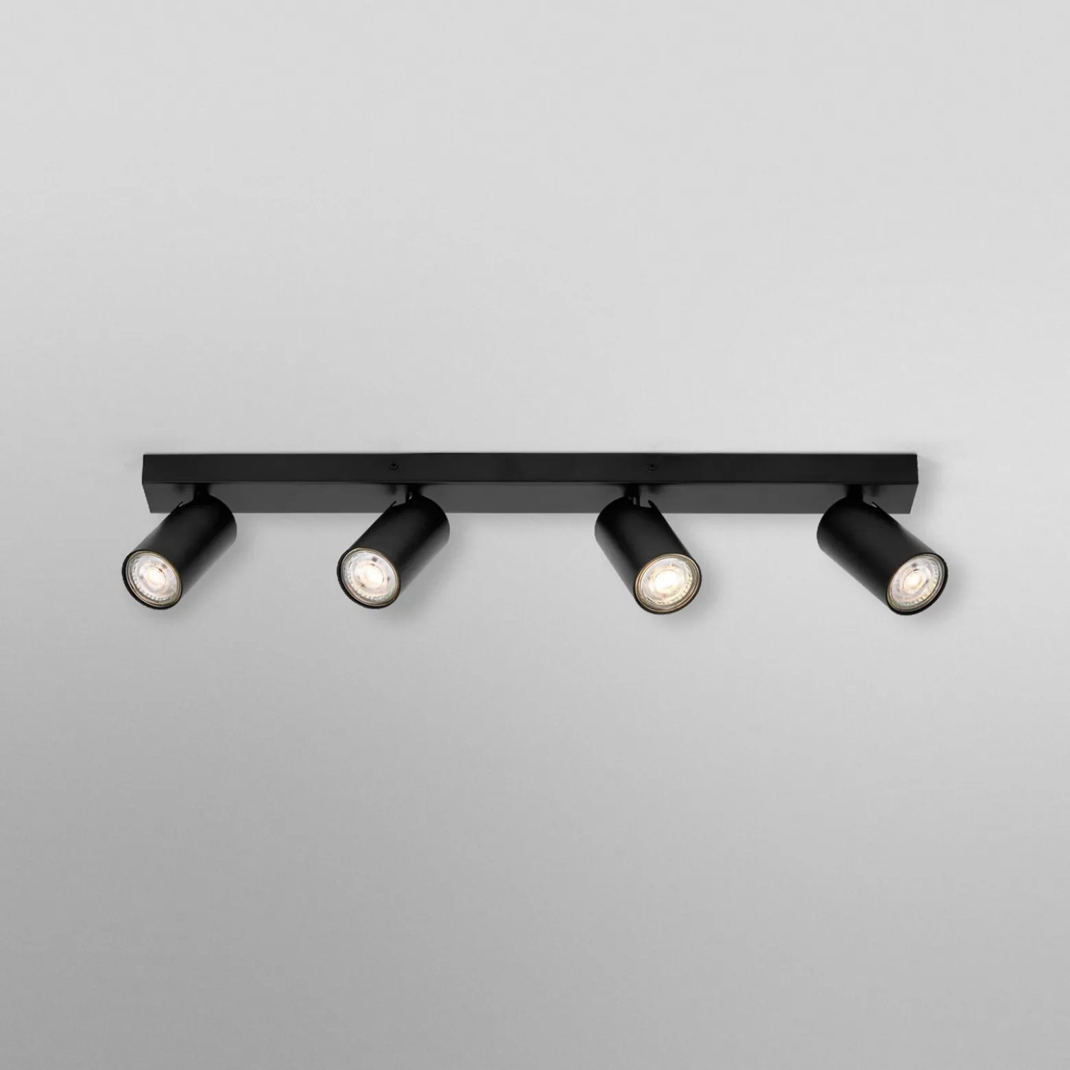 OSRAM kattospot OCTAGON musta 4-lamppuinen GU10-LED 927 himmennettävä
