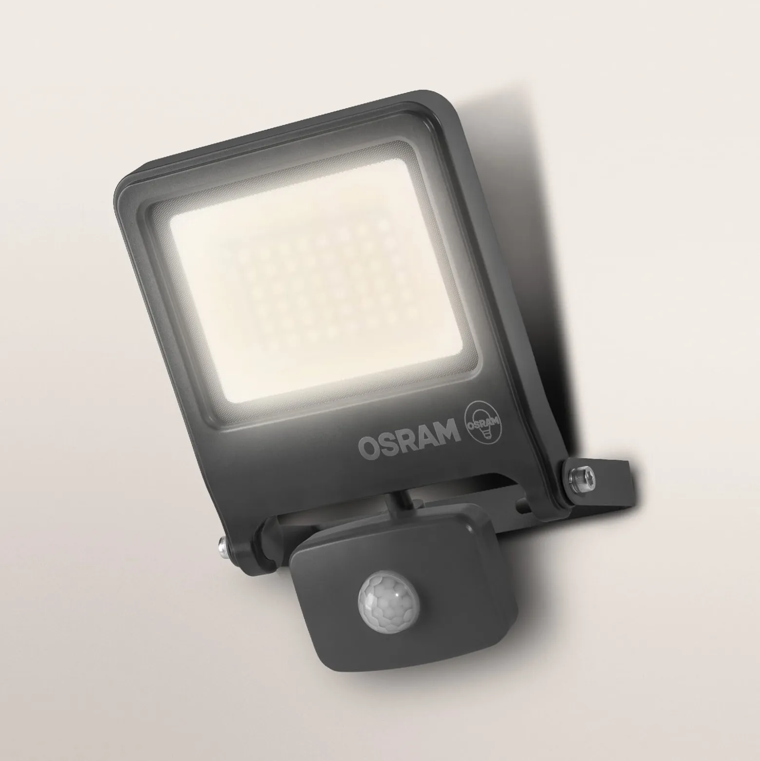 OSRAM kohdevalaisin ENDURA FLOOD, harmaa, anturi 30 W 830 IP44