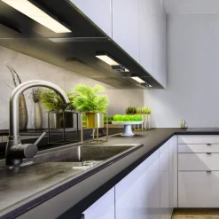 OSRAM LED-kaapinalusvalaisin Socket musta laajennus 3 000 K