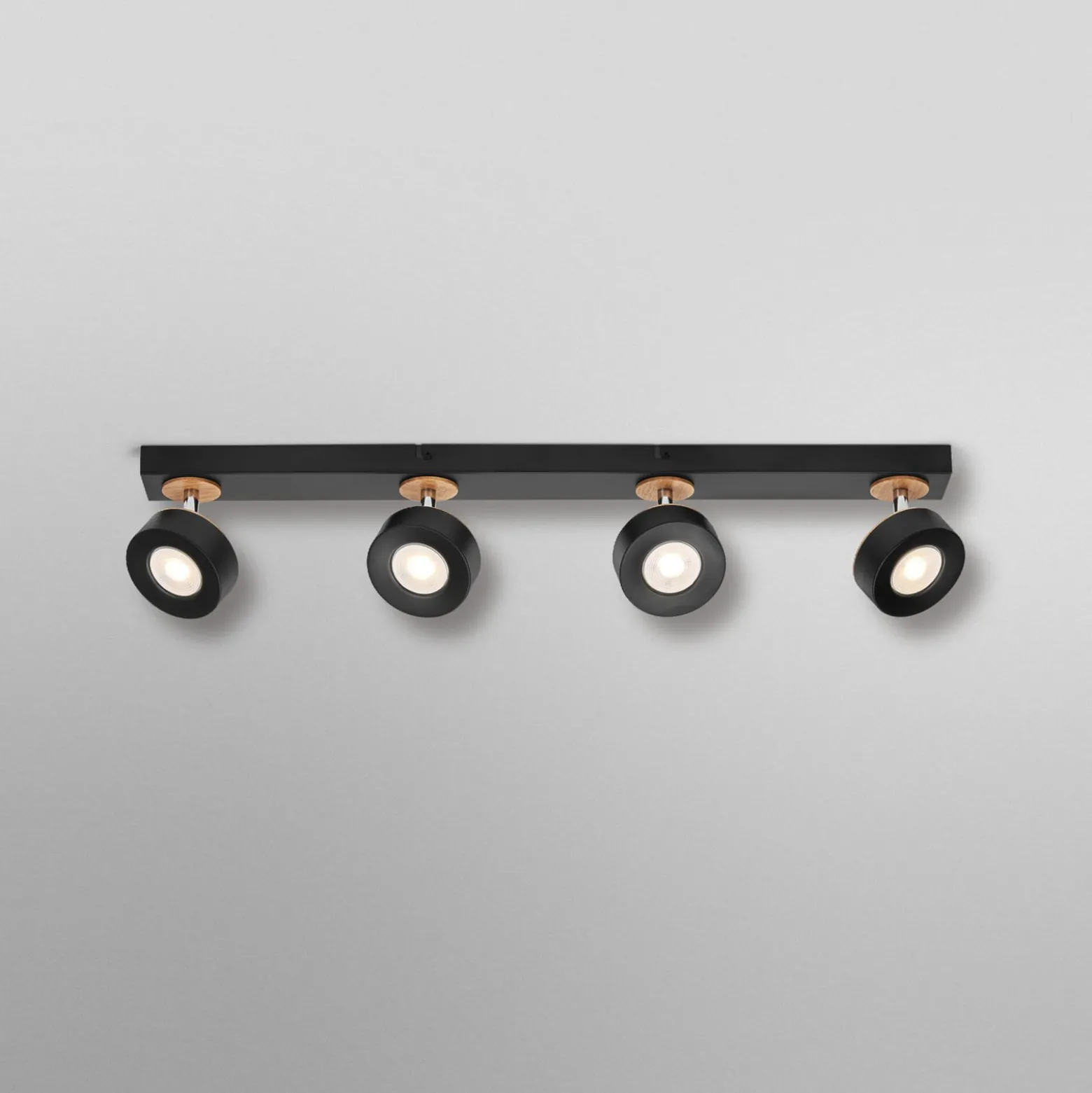 OSRAM LED-kattokohdevalo PLUTO, musta, 4 spotti, 3 000 K