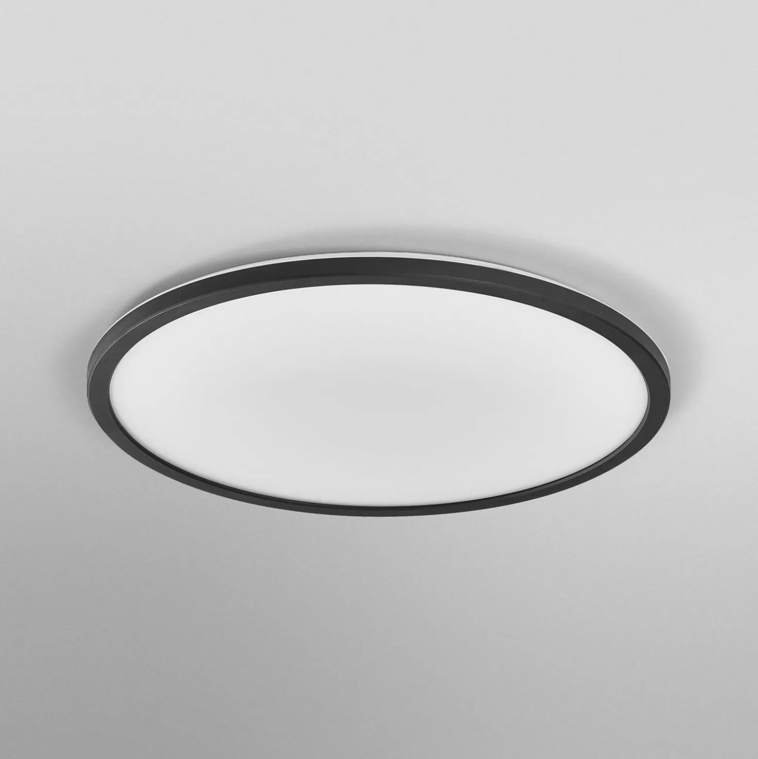 OSRAM LED-kattovalaisin ORBIS ULTRA SLIM, musta, Ø 40 cm himmennettävä