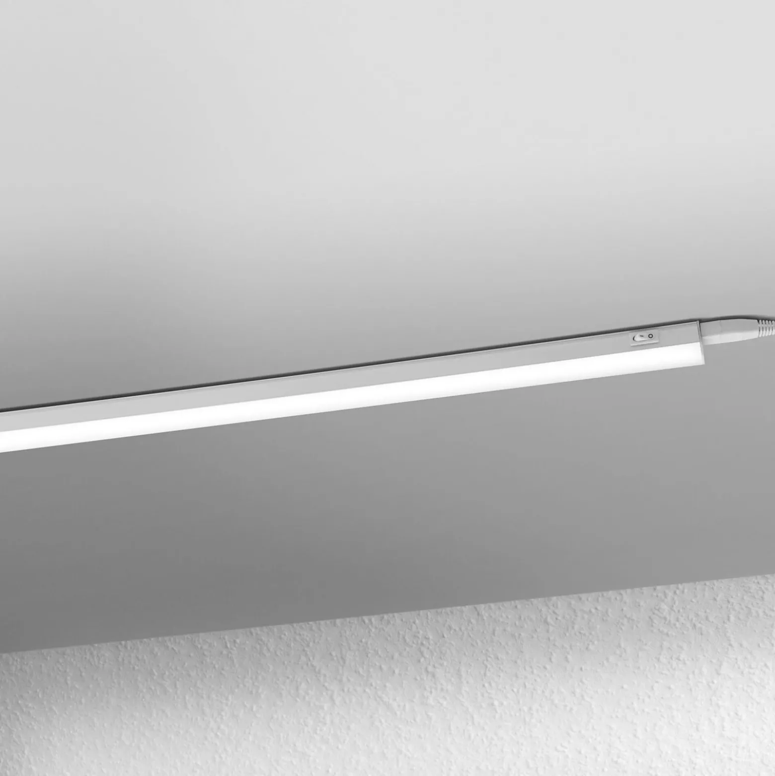 OSRAM LED-valolista SWITCH BATTEN, 31 cm, 3 000 K, valkoinen