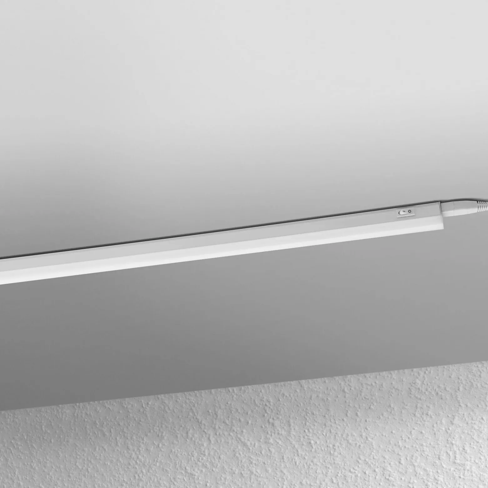 OSRAM LED-valolista SWITCH BATTEN, 31 cm, 3 000 K, valkoinen