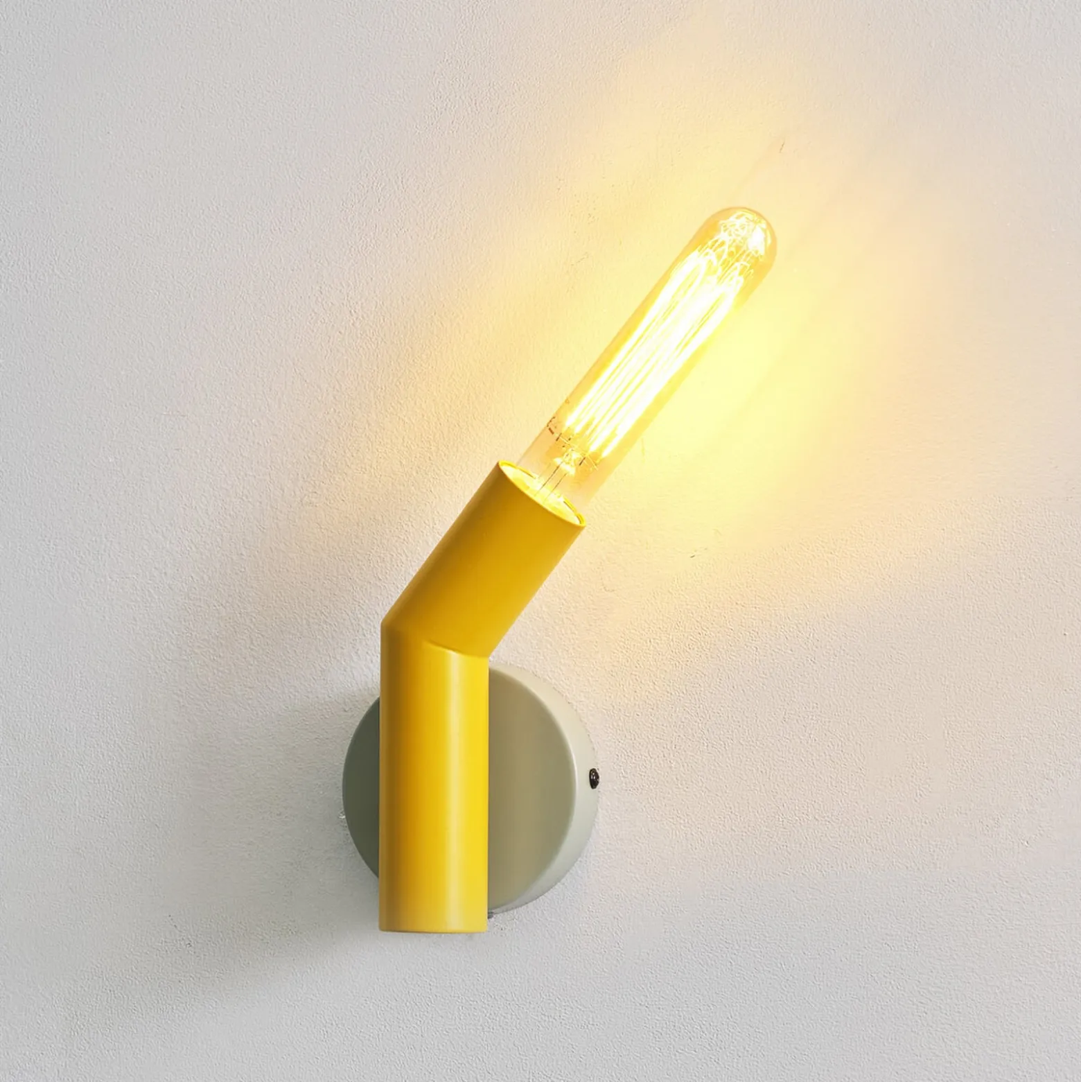 OSRAM seinävalaisin Decor Straw, 1-lamppuinen, harmaa/keltainen, teräs, E27