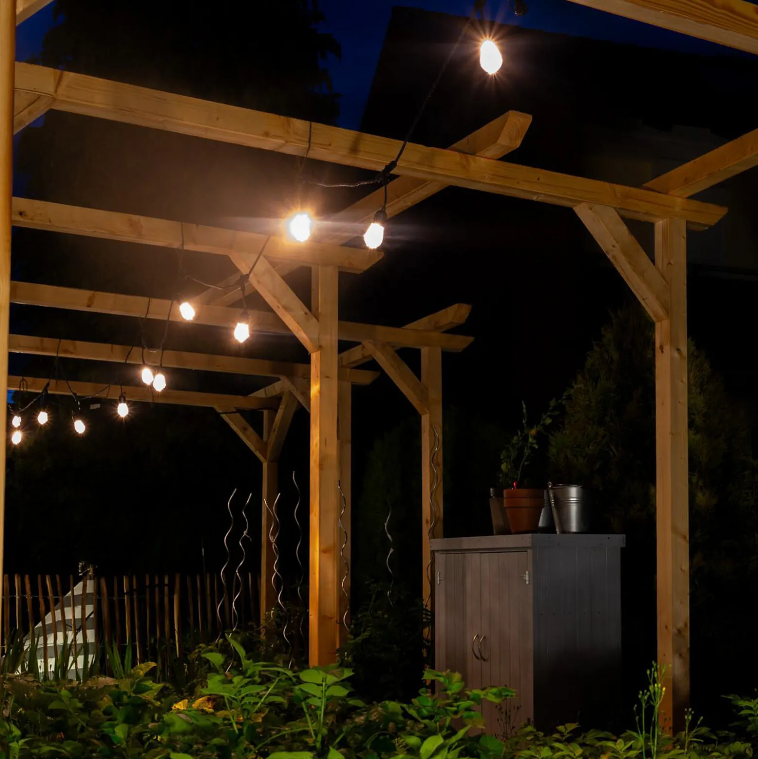 OSRAM SMART+ WiFi LED-valoketju STRINGLIGHT, RGBW 12-lamppuinen
