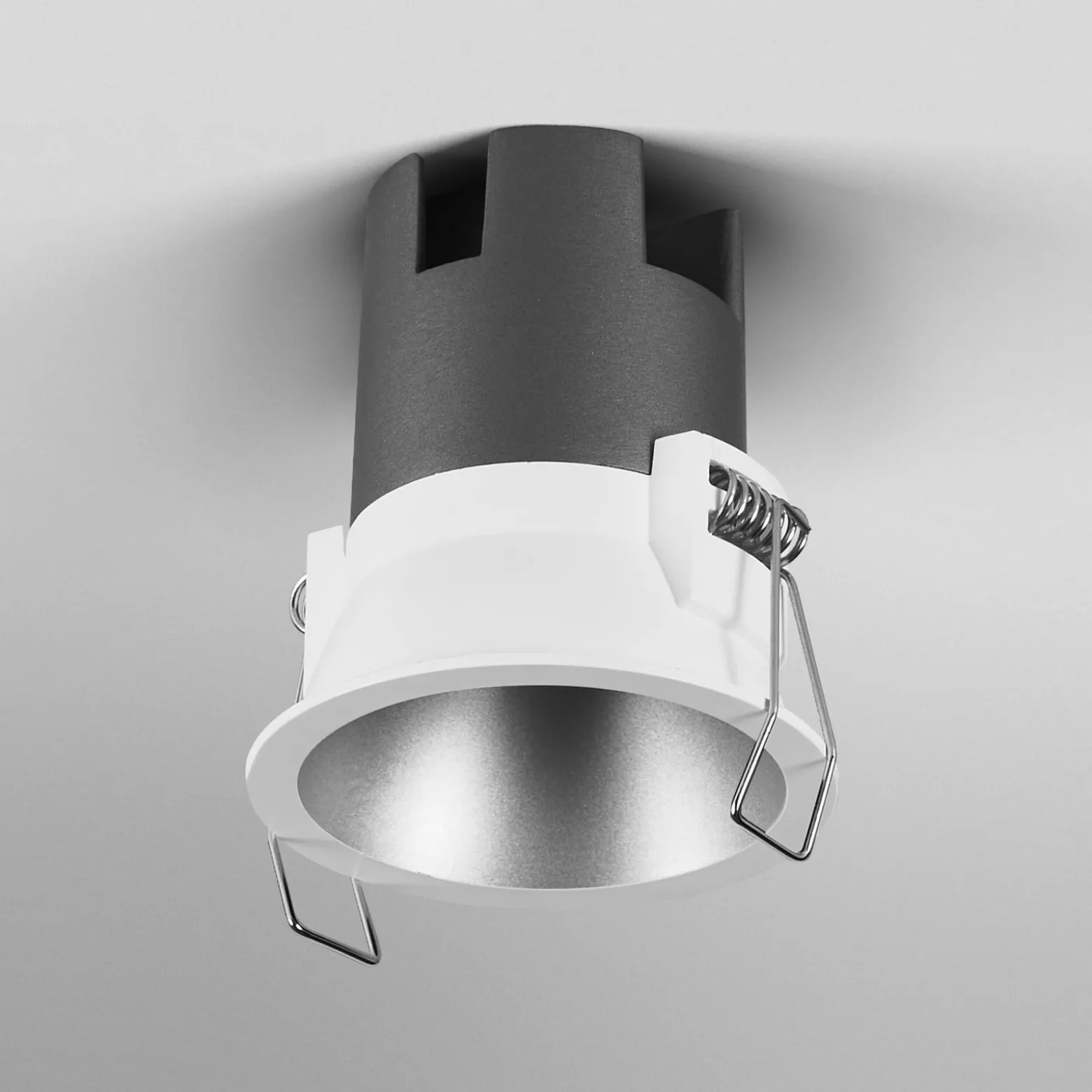 OSRAM upotettava LED-kohdevalaisin TWIST, valkoinen/hopea, 830, Ø 7 cm, metalli