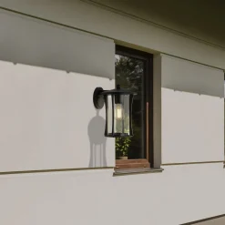 Pagoda ulkoseinävalaisin, IP44, musta, metalli, E27