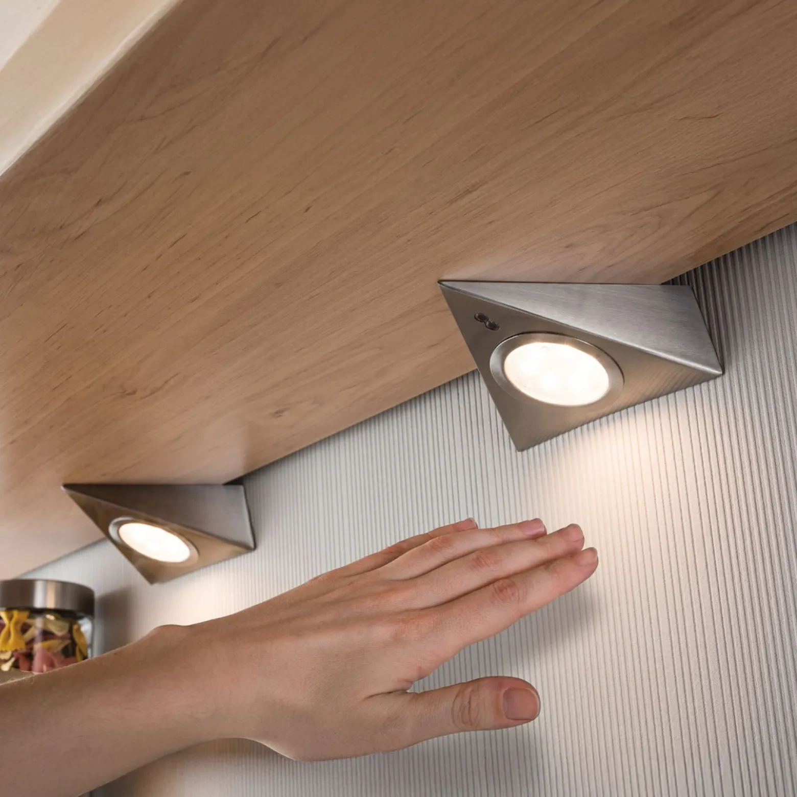 Paulmann LED-kaapinalusvalaisin, kolmionmuotoinen, rauta, liiketunnistin, 3 kpl