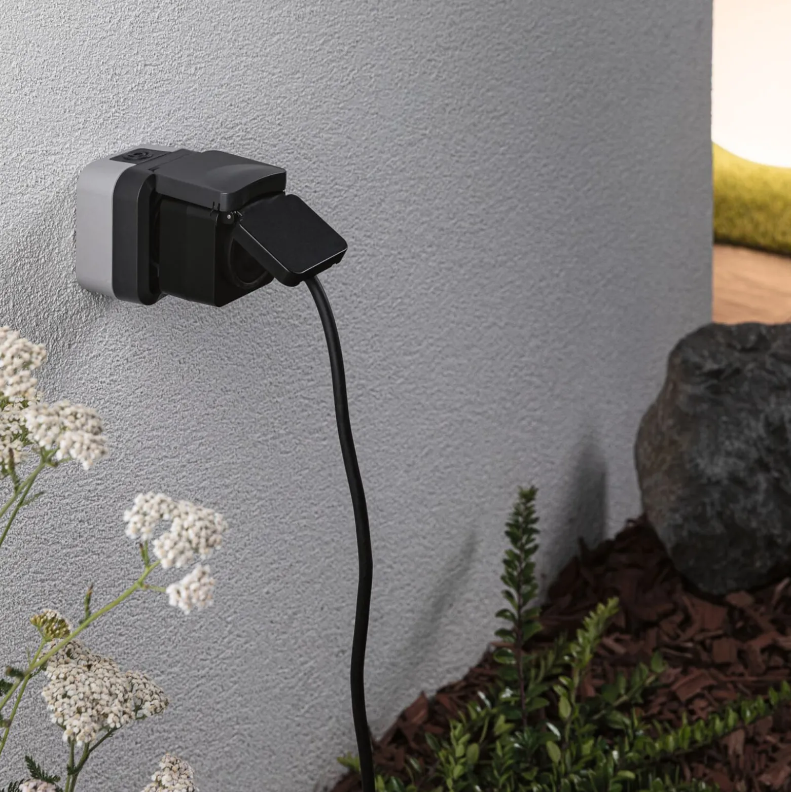 Paulmann Smart Plug Outdoor ZigBee -sovitinpistoke