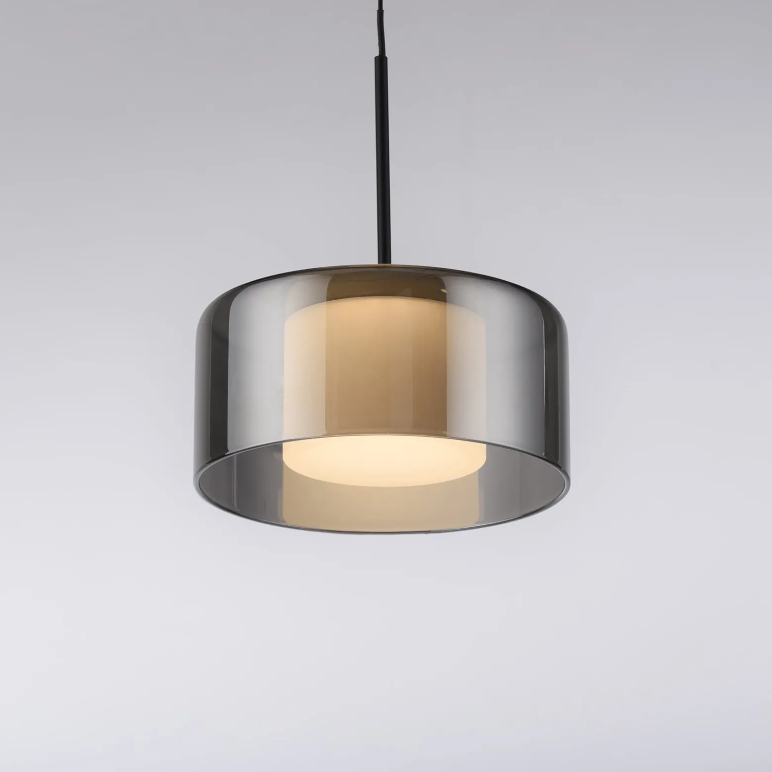 Paul Neuhaus LED-riippuvalaisin Rika, Ø 15 cm, lasia, himmennettävä