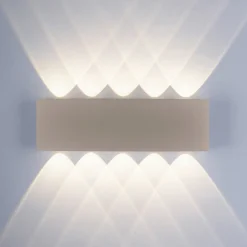 Paul Neuhaus LED-ulkoseinälamppu Carlo, 27 cm, hiekanvärinen