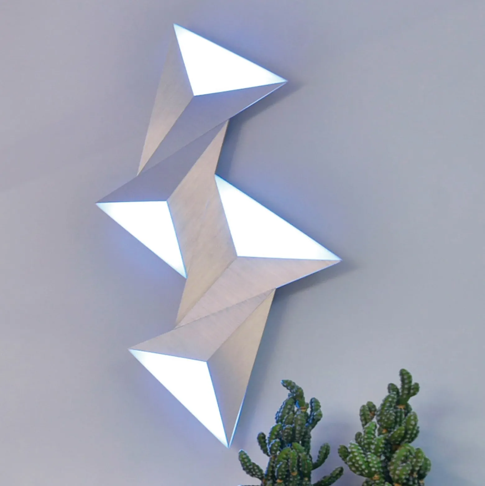 Paul Neuhaus Q-TETRA LED-seinävalo, satelliitti